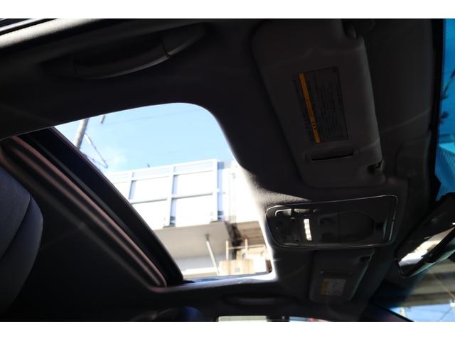 ���X�ւ̃��[�U�[���r���[���䗗�������B�n�ƂQ�T�N�̎��тɑ΂��A���q�l��蒸�������]���Ə��k�̎v���o���L�ڂ���Ă��܂��B�X�^�b�t�͌ւ�ɑz�����ӂ��A�e�ؒ��J�Ɏd�����������܂����Ƃ𐾂��܂�