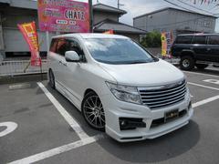 外品フルエアロ！外品マフラー！Dampers！レイズ２０ＡＷ！ＨＩＤ！パワーバックドア！アルパイン８型ナビ！フルセグ！Ｂカメラ！半本革！サイドカメラ！両側パワスラ！１オーナーです！程度良くきれいな外装内装です 3