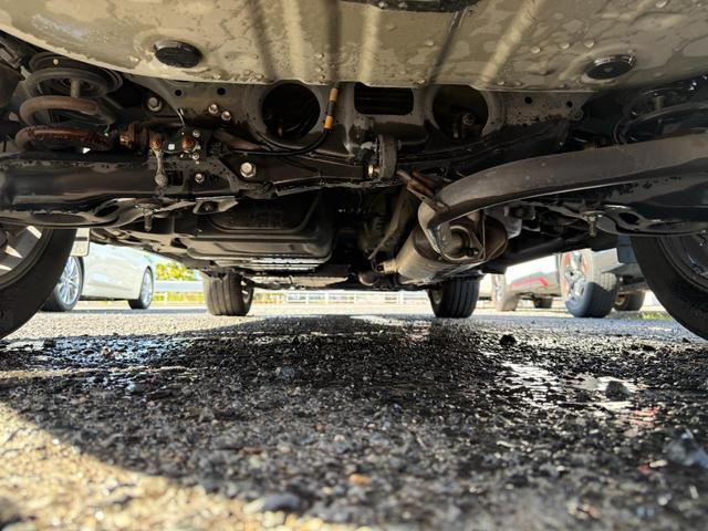 ハリアー プレミアム　／自社下取直売車／電動開閉サンルーフ／禁煙ワンオーナー車／衝突被害軽減ブレーキ／電動リアゲート／レザー調シート／電動シート／ナビＴＶ／バックカメラ／Ｂｌｕｅｔｏｏｔｈ／ＥＴＣ／非降雪エリアワンオーナー（41枚目）