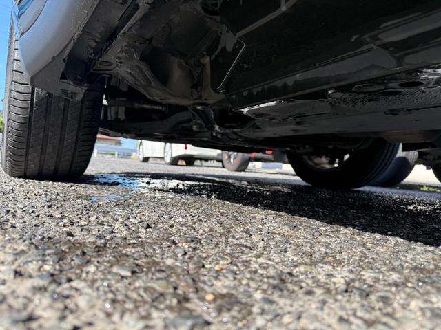 ハリアー プレミアム　／自社下取直売車／電動開閉サンルーフ／禁煙ワンオーナー車／衝突被害軽減ブレーキ／電動リアゲート／レザー調シート／電動シート／ナビＴＶ／バックカメラ／Ｂｌｕｅｔｏｏｔｈ／ＥＴＣ／非降雪エリアワンオーナー（45枚目）