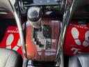 プレミアム　／自社下取直売車／電動開閉サンルーフ／禁煙ワンオーナー車／衝突被害軽減ブレーキ／電動リアゲート／レザー調シート／電動シート／ナビＴＶ／バックカメラ／Ｂｌｕｅｔｏｏｔｈ／ＥＴＣ／非降雪エリアワンオーナー（27枚目）