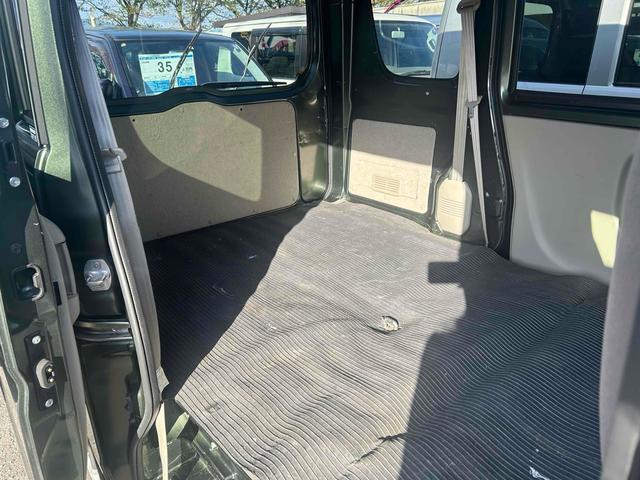 エブリイ ＰＡリミテッド　軽バン　ＭＴ　ＥＴＣ　両側スライドドア　キーレスエントリー　ＥＳＣ　エアコン　パワーウィンドウ　運転席エアバッグ（11枚目）
