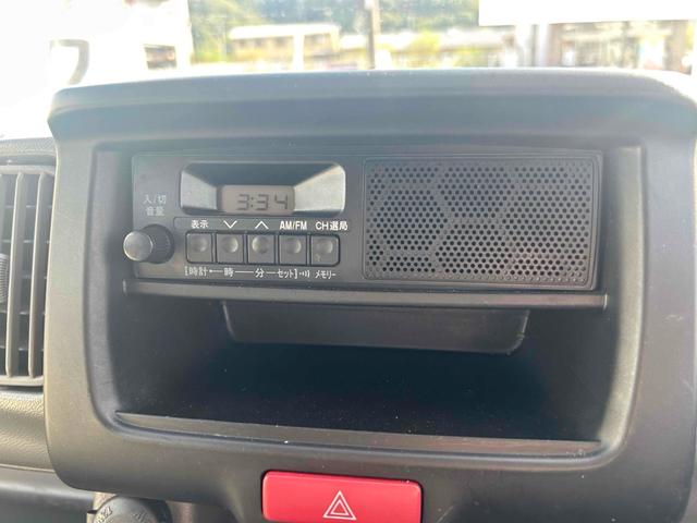 エブリイ ＰＡリミテッド　軽バン　ＭＴ　ＥＴＣ　両側スライドドア　キーレスエントリー　ＥＳＣ　エアコン　パワーウィンドウ　運転席エアバッグ（30枚目）