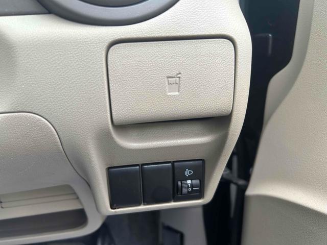 アルト Ｆ　ＥＴＣ　バックカメラ　キーレスエントリー　電動格納ミラー　ＡＴ　盗難防止システム　ＣＤ　衝突安全ボディ　エアコン（11枚目）