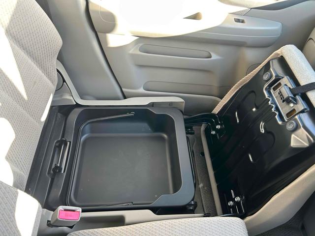 スペーシア 両側電動スライドドア スマートキー アイドリングストップ 電動格納ミラー ベンチシート CVT CD USB エアコン パワーウィンドウ(23枚目)