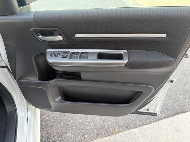 ステップワゴンスパーダ スパーダ ホンダセンシング ワンオーナー禁煙車 サイドリフトアップシート フロアマット新品 7人乗り 純正エンジンスターターリフトアップシートリモコン(21枚目)