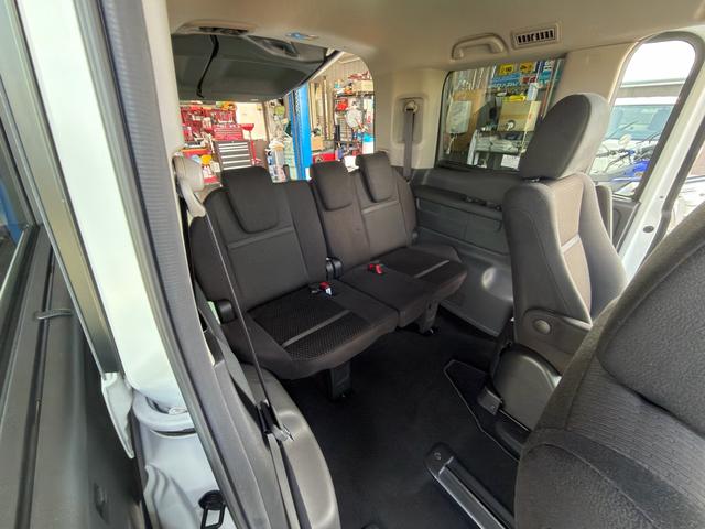 ステップワゴンスパーダ スパーダ ホンダセンシング ワンオーナー禁煙車 サイドリフトアップシート フロアマット新品 7人乗り 純正エンジンスターターリフトアップシートリモコン(25枚目)