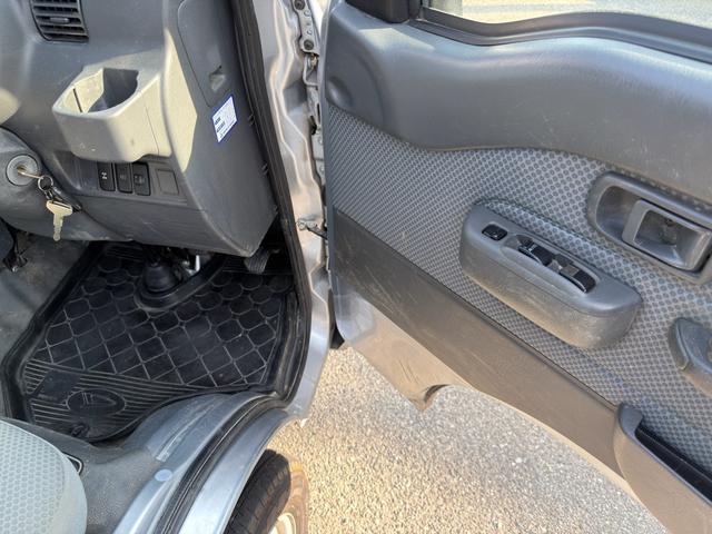 ハイゼットトラック エクストラＶＳ　４ＷＤ　キーレス　スペアキー　ワンオーナー５速ミッションパートタイム４ＷＤ　パワーウインドウ　ＥＴＣ（14枚目）