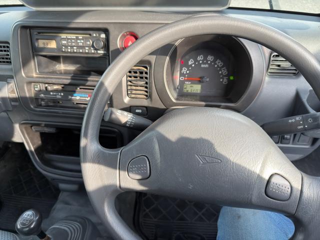 ハイゼットトラック エクストラＶＳ　４ＷＤ　キーレス　スペアキー　ワンオーナー５速ミッションパートタイム４ＷＤ　パワーウインドウ　ＥＴＣ（31枚目）