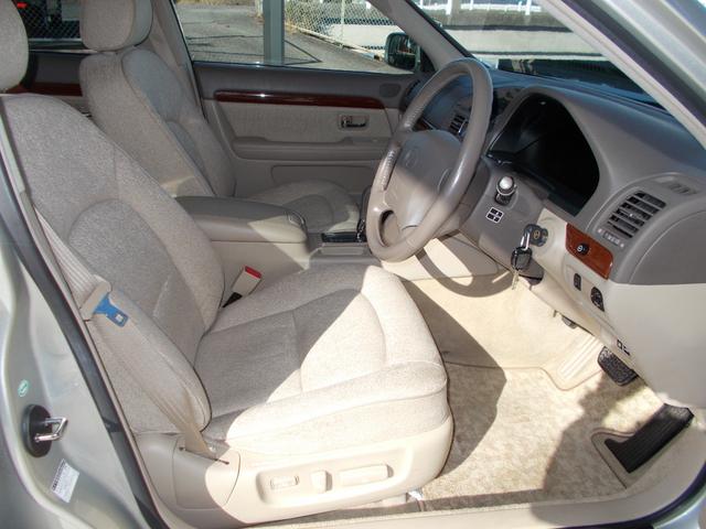 プログレ NC250 後期LEDヘッドランプ禁煙車 パワーシート 純正オーディオ(12枚目)