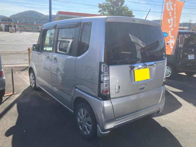 N-BOX G ナビ Bluetoothオーディオ TV SD再生 スマートキー プッシュスタート アイドリングストップ ETC オートエアコン 電動格納ミラー(4枚目)
