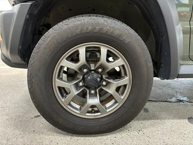 ジムニーシエラ JC 社外ディスプレイオーディオ バックカメラ ETC ドラレコ 衝突被害軽減ブレーキ レーンキープアシスト 横滑り防止装置 ヒルディセントコントロール LEDヘッドライト オートエアコン シートヒーター(28枚目)