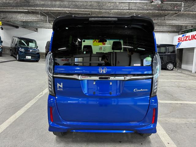 N-BOXカスタム G・Lホンダセンシング 純正ナビ バックカメラ ETC 片側電動スライドドア 衝突被害軽減ブレーキ レーンキープアシスト 横滑り防止装置 プッシュスタート LEDヘッドライト オートエアコン シートヒーター(9枚目)