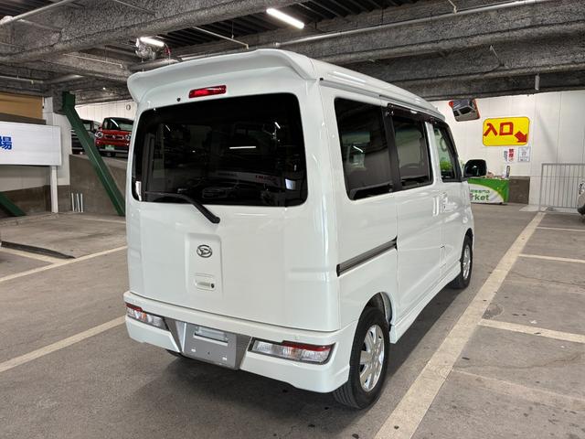 当社のアフターサービスですが、鈑金・塗装の自社工場をはじめ、自社の車検整備工場が広島県と山口県にございます。