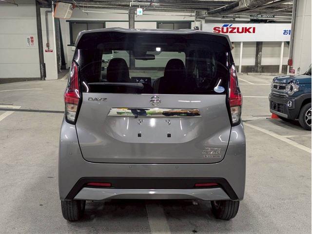 デイズ ハイウェイスター X ディスプレイオーディオ アラウンドビューモニター エマージェンシーブレーキ 車線逸脱警報装置 ハイビームアシスト ベンチシート バックカメラ スマートキー 盗難防止装置(16枚目)