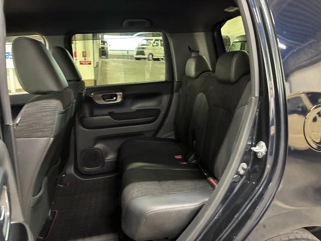 女性スタッフもおりますので女性の方もお気軽にご来店下さい♪