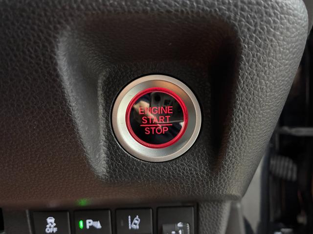 【プッシュスタートボタン】鞄の中に鍵があってもエンジンをスタートすることができます！