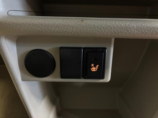 アルトラパン Ｘ　社外ナビ　バックカメラ　ＥＴＣ　衝突被害軽減ブレーキ　横滑り防止装置　アイドリングストップ　プッシュスタート　スマートキー　ＨＩＤヘッドライト　オートエアコン　シートヒーター　電動格納ドアミラー（25枚目）