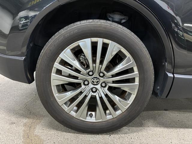 ハリアー Z レザーパッケージ 純正ナビ パノラミックビューモニター ETC デジタルインナーミラー 衝突被害軽減ブレーキ 電子パーキング LEDヘッドライト シートエアコン シートヒーター ステアリングヒーター JBLサウンド(31枚目)