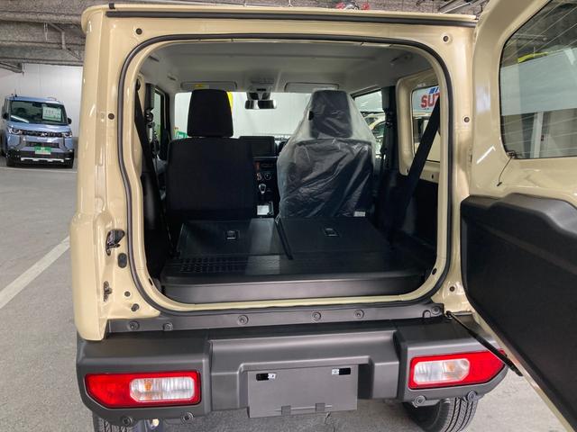 ジムニー ＸＣ　届出済未使用車　衝突被害軽減ブレーキ　レーンキープアシスト　横滑り防止装置　パーキングセンサー　ヒルディセントコントロール　プッシュスタート　ＬＥＤヘッドライト　オートエアコン　シートヒーター（16枚目）