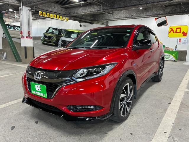 ヴェゼル ハイブリッドＲＳ・ホンダセンシング　純正ナビ　バックカメラ　ＥＴＣ　衝突被害軽減ブレーキ　レーンキープアシスト　横滑り防止装置　プッシュスタート　オートライト　オートエアコン　シートヒーター　電子パーキングブレーキ　電動格納ドアミラー（11枚目）