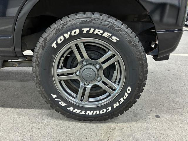 ジムニー ランドベンチャー　５ＭＴ車　ＥＴＣ　トーヨータイヤオープンカントリー　純正アルミホイール　電動格納ドアミラー（28枚目）