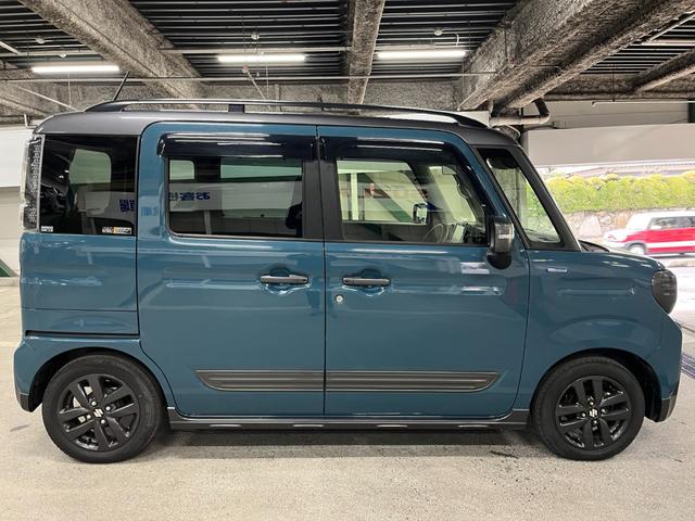 スペーシアギア ハイブリッドＸＺ　社外ナビ　両側電動スライドドア　衝突被害軽減ブレーキ　パーキングセンサー　レーンキープアシスト　横滑り防止装置　プッシュスタート　ＬＥＤヘッドライト　オートエアコン　シートヒーター（12枚目）