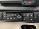ベースグレード　届出済未使用車　片側電動スライド　衝突被害軽減ブレーキ　レーンキープアシスト　パーキングセンサー　横滑り防止装置　アダプティブクルーズコントロール　シートヒーター　ＬＥＤヘッドライト　プッシュスタート（26枚目）