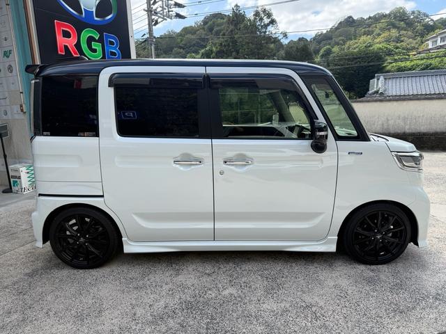 スペーシアカスタム ハイブリッドXSターボ 純正8型ナビ 全周囲カメラ ヘッドアップディスプレイ 両側電動スライドドア レーダークルーズ コーナーセンサー 衝突被害軽減装置 シートヒーター レーンキープ オートハイビーム ETC(7枚目)