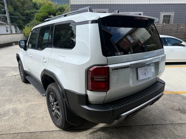 ランドクルーザー250 VX シグネチャーイルミ 丸目LEDヘッドライト トヨタチームメイトアドバンストドライブ ムーンルーフ デジタルインナーミラー パノラミックビューモニター(5枚目)