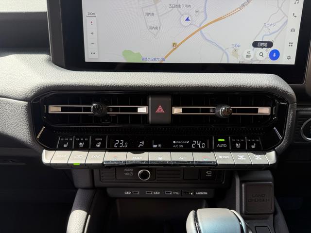 ランドクルーザー250 VX シグネチャーイルミ 丸目LEDヘッドライト トヨタチームメイトアドバンストドライブ ムーンルーフ デジタルインナーミラー パノラミックビューモニター(16枚目)