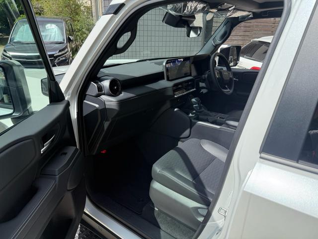 ランドクルーザー250 VX シグネチャーイルミ 丸目LEDヘッドライト トヨタチームメイトアドバンストドライブ ムーンルーフ デジタルインナーミラー パノラミックビューモニター(33枚目)