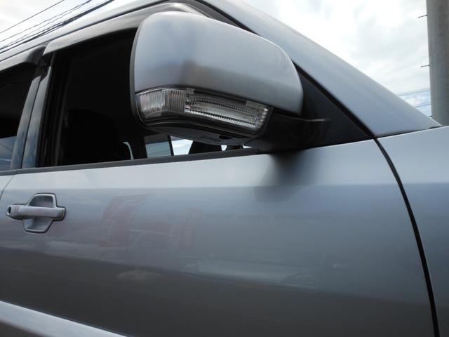 パジェロ ロング　エクシード　ナビ　ＴＶ　バックカメラ　４ＷＤ　インフォメーションディスプレイ　ＨＩＤ　背面タイヤ　オートエアコン　リアエアコン　オートライト　クルーズコントロール　アルミ　Ｗエアバック　キーレス　フォグランプ（38枚目）