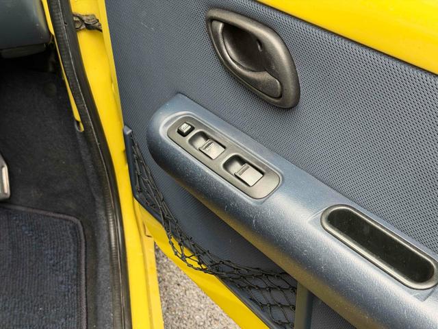 ツイン ガソリンB キーレスエントリー AT ABS カセット 衝突安全ボディ エアコン パワーステアリング パワーウィンドウ(9枚目)