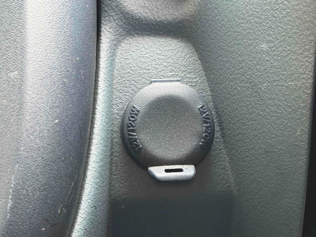 ツイン ガソリンB キーレスエントリー AT ABS カセット 衝突安全ボディ エアコン パワーステアリング パワーウィンドウ(30枚目)