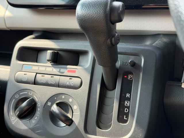 モコ S 電動格納ミラー ベンチシート CVT 盗難防止システム ABS CD 衝突安全ボディ エアコン パワーステアリング パワーウィンドウ(5枚目)