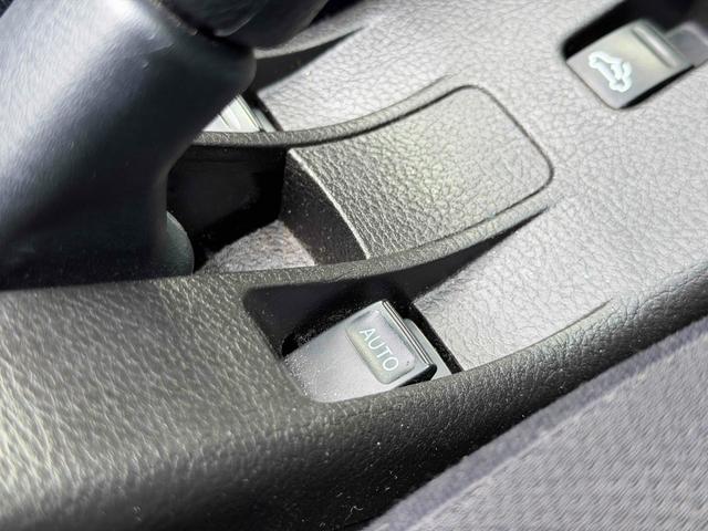 コペン アクティブトップ ETC ナビ TV キーレスエントリー AT ABS CD USB ミュージックプレイヤー接続可 アルミホイール 衝突安全ボディ エアコン パワーステアリング パワーウィンドウ 運転席エアバッグ(28枚目)