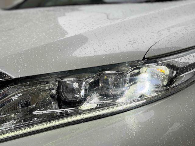 ハリアー プレミアム ドライブレコーダー バックカメラ オートクルーズコントロール レーンアシスト パワーシート 衝突被害軽減システム サンルーフ ナビ TV オートマチックハイビーム オートライト LEDヘッドランプ(17枚目)