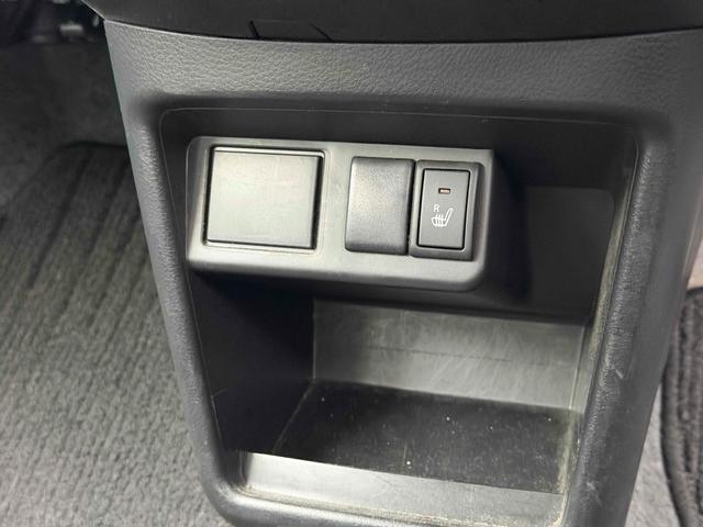 キャロル GX ETC ナビ TV 衝突被害軽減システム スマートキー アイドリングストップ 電動格納ミラー シートヒーター CVT 盗難防止システム ABS ESC CD DVD再生 USB Bluetooth(9枚目)