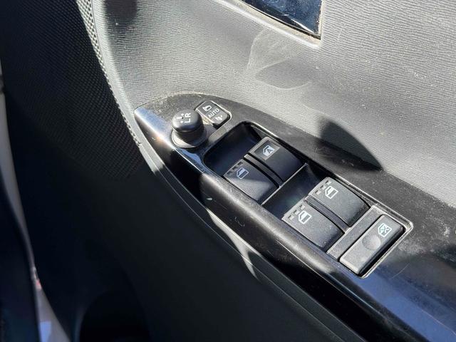 タント カスタムＸ　ＳＡＩＩ　ＥＴＣ　バックカメラ　両側スライド・片側電動　ナビ　ＴＶ　衝突被害軽減システム　オートライト　ＬＥＤヘッドランプ　スマートキー　アイドリングストップ　電動格納ミラー　ベンチシート　ＣＶＴ（27枚目）