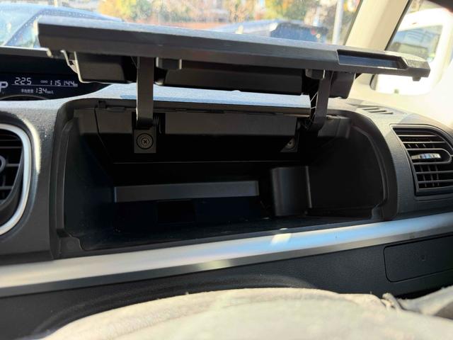 タント カスタムＸ　ＳＡＩＩ　ＥＴＣ　バックカメラ　両側スライド・片側電動　ナビ　ＴＶ　衝突被害軽減システム　オートライト　ＬＥＤヘッドランプ　スマートキー　アイドリングストップ　電動格納ミラー　ベンチシート　ＣＶＴ（30枚目）