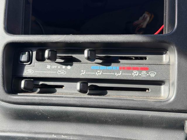 ハイゼットトラック ジャンボ 4WD 軽トラック 三方開 MT パワーステアリング パワーウィンドウ(5枚目)