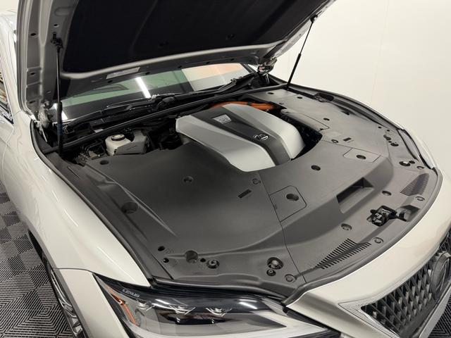 LS LS500h バージョンL サンルーフ・クロームメッキホイール・銀影ラスター・(2枚目)