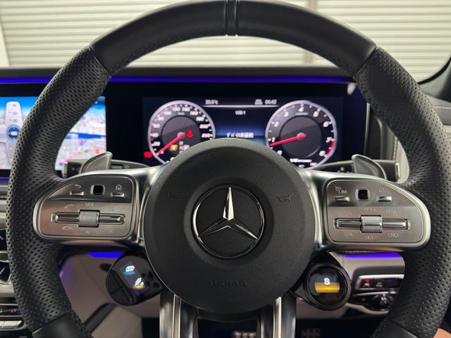Ｇクラス Ｇ６３エディションマグノホワイト　エディションマグノホワイト　ＲＨＤ　ホワイトナッパレザーシート　エクスクルーシブＰＫＧ　ＡＭＧナイトパッケージ　限定車　ＡＭＧ２２インチ　マッドブラックアルミＰＫＧ　禁煙車　保証付　ドラレコ（5枚目）