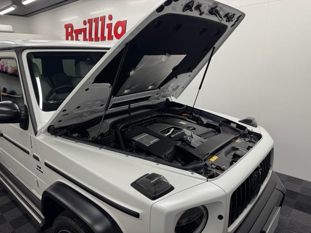 Ｇクラス Ｇ６３エディションマグノホワイト　エディションマグノホワイト　ＲＨＤ　ホワイトナッパレザーシート　エクスクルーシブＰＫＧ　ＡＭＧナイトパッケージ　限定車　ＡＭＧ２２インチ　マッドブラックアルミＰＫＧ　禁煙車　保証付　ドラレコ（14枚目）