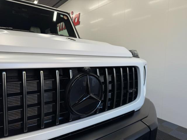 Ｇクラス Ｇ６３エディションマグノホワイト　エディションマグノホワイト　ＲＨＤ　ホワイトナッパレザーシート　エクスクルーシブＰＫＧ　ＡＭＧナイトパッケージ　限定車　ＡＭＧ２２インチ　マッドブラックアルミＰＫＧ　禁煙車　保証付　ドラレコ（43枚目）
