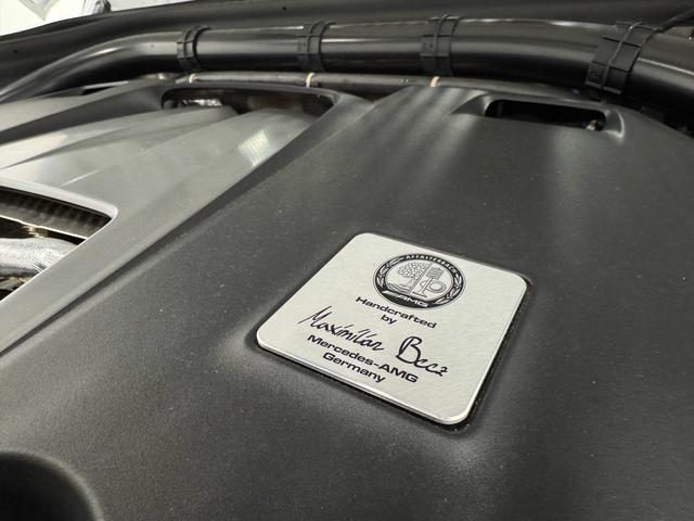 Ｇクラス Ｇ６３エディションマグノホワイト　エディションマグノホワイト　ＲＨＤ　ホワイトナッパレザーシート　エクスクルーシブＰＫＧ　ＡＭＧナイトパッケージ　限定車　ＡＭＧ２２インチ　マッドブラックアルミＰＫＧ　禁煙車　保証付　ドラレコ（50枚目）
