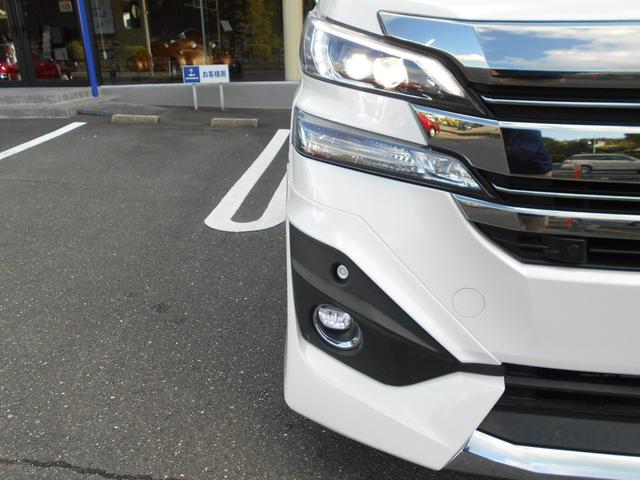 ヴェルファイアハイブリッド エグゼクティブラウンジ　モデリスタエアロ・ツインムーンルーフ・プリクラッシュセーフティー・ＬＣＣ・クリアランスソナー・純正ナビ＆ＪＢＬサウンドシステム・純正リアエンターテイメントシステム・パノラミックビューモニター・ＥＴＣ（11枚目）