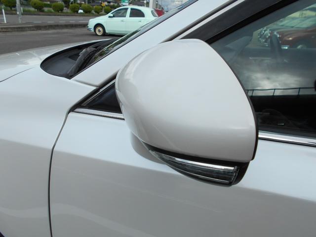 CT CT200h バージョンC メーカーOPL-texブラック合皮パワーシート&シートヒーター・ステアリングヒーター・クリアランスソナー・スペアタイヤ・純正ナビ・フルセグ・Bluetooth・バックカメラ・ETC・ドラレコ・&記録簿(9枚目)