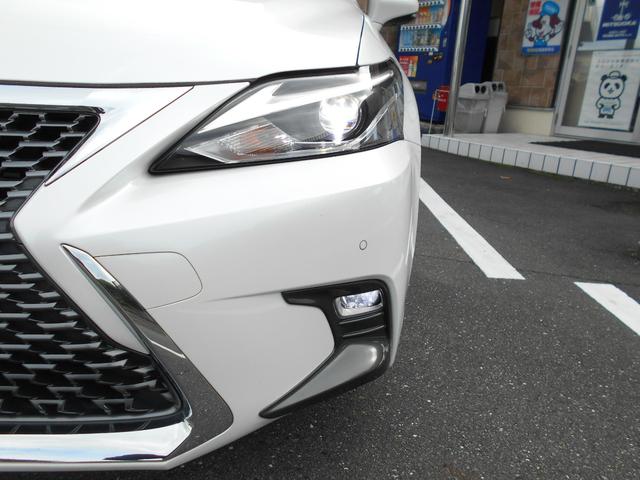 CT CT200h バージョンC メーカーOPL-texブラック合皮パワーシート&シートヒーター・ステアリングヒーター・クリアランスソナー・スペアタイヤ・純正ナビ・フルセグ・Bluetooth・バックカメラ・ETC・ドラレコ・&記録簿(11枚目)